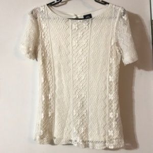 White top with lace